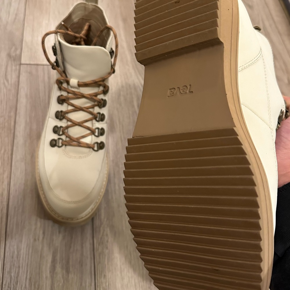Teva Midform Boot - Picture 5 of 7